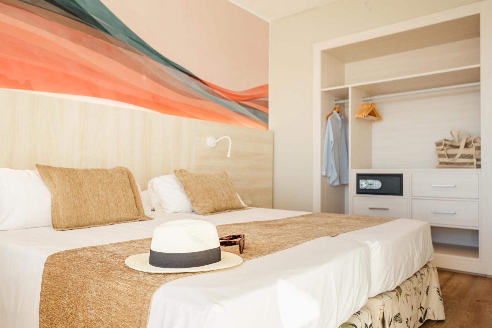 Hotel Bahia Principe Sunlight Coral Playa - Adults Only Magaluf  Esterno foto
