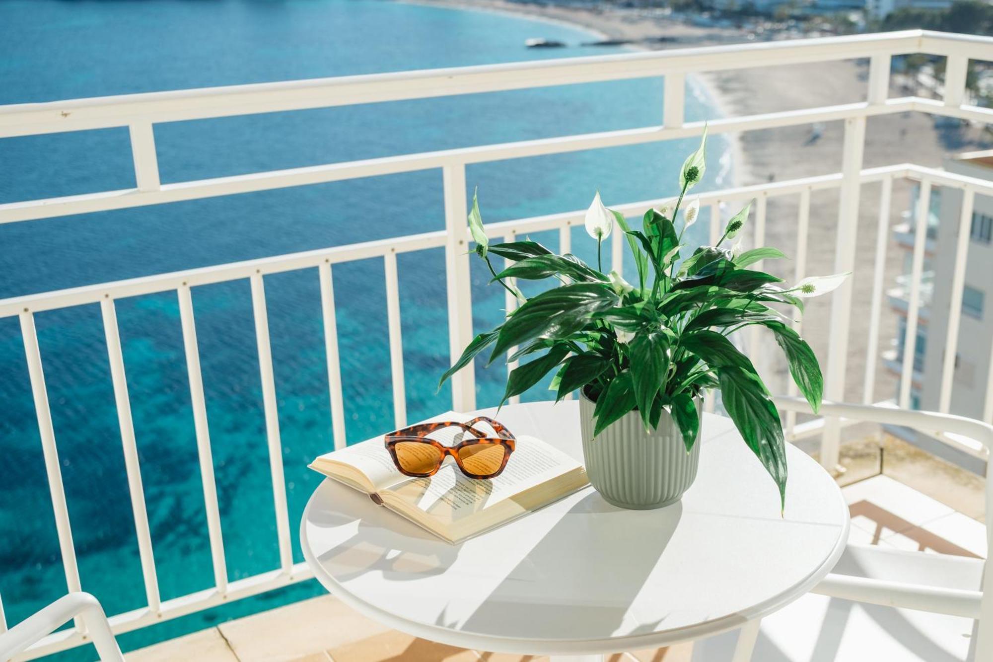 Hotel Bahia Principe Sunlight Coral Playa - Adults Only Magaluf  Esterno foto